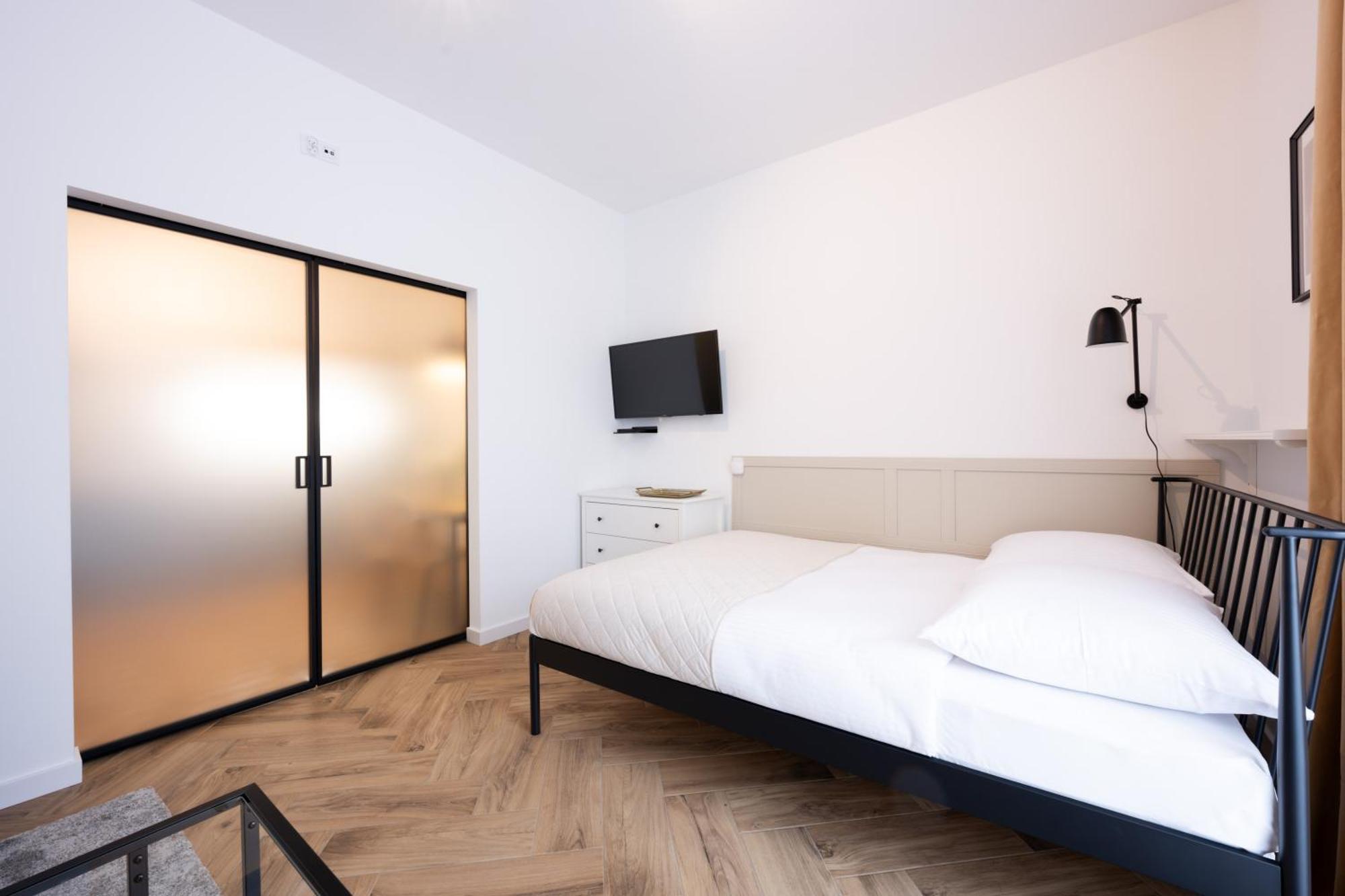 Native Apartments Pulaskiego 6 Krakow Bagian luar foto