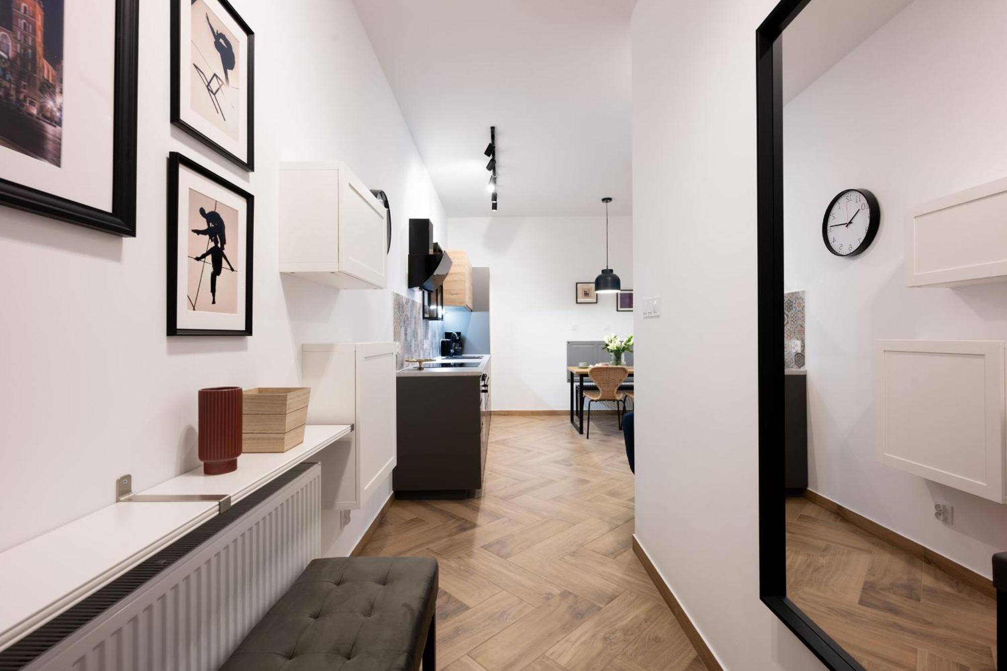 Native Apartments Pulaskiego 6 Krakow Bagian luar foto